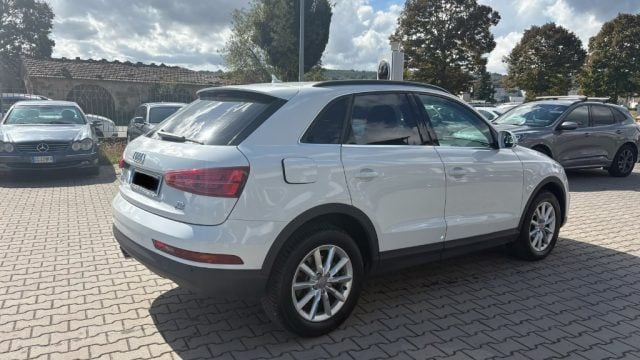 Audi Q3 2.0 TDI 150 CV quattro S tronic Design - foto 3 di 4