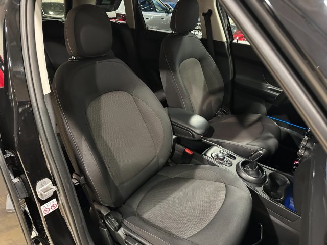 MINI Countryman 1.5 Cooper Classic Auto - LED - 17"-Cmaera-Carplay, del 2021, 95.000 km, in vendita a Paderno Dugnano (MI)