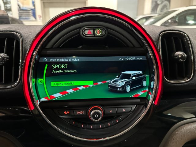 MINI Countryman 2.0 Cooper D ALL4 Hype Auto-19"-Tetto-Camera-FULL, del 2017, 166.000 km, in vendita a Paderno Dugnano (MI)