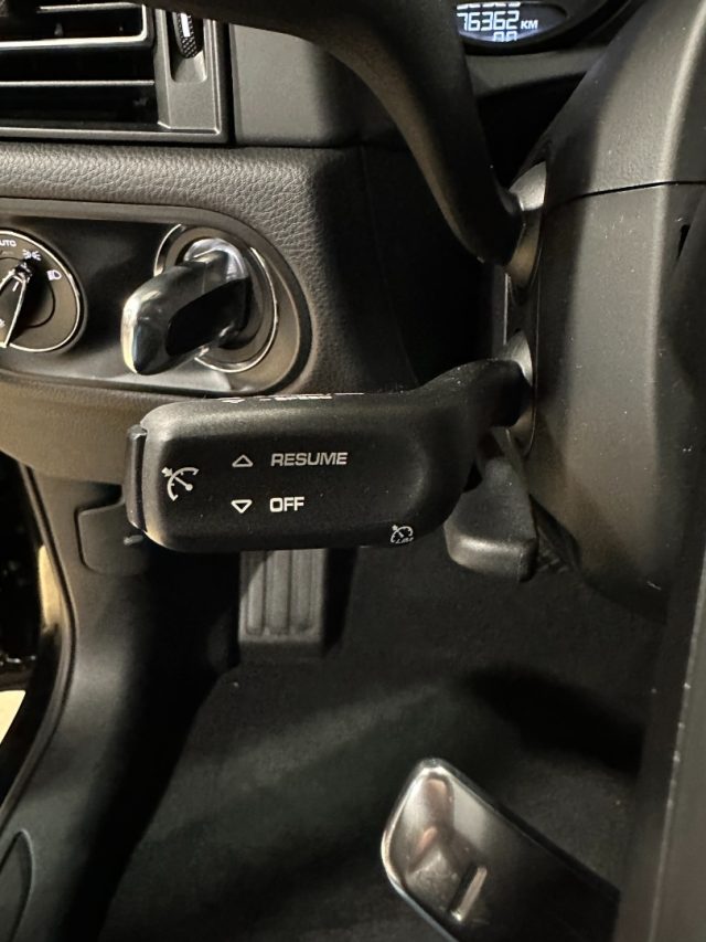 Porsche Macan 2.0 PDK-21"-Tetto- Camera 360-Bose-Scarichi-IVA, del 2022, 76.000 km, in vendita a Paderno Dugnano (MI)