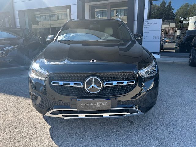 Mercedes-Benz GLA 200 d Automatic 4Matic Sport Plus - foto 3 di 4