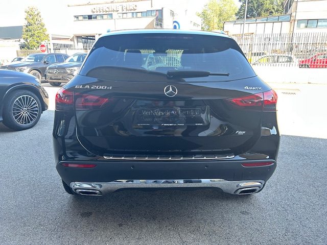 Mercedes-Benz GLA 200 d Automatic 4Matic Sport Plus - foto 4 di 4