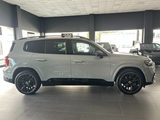 Mercedes-Benz GLB 220 4Matic Premium AMG Line - foto 3 di 4