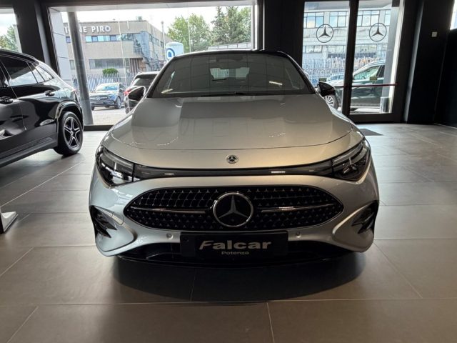 Mercedes-Benz CLA 200 4Matic Advanced Plus - foto 2 di 4