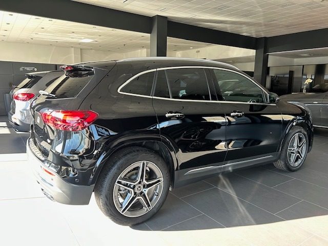 Mercedes-Benz GLA 200 d Automatic AMG Line Extra - foto 3 di 4