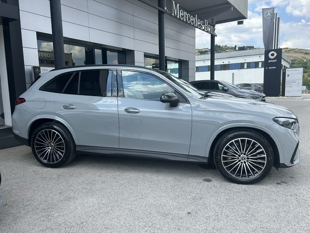 Mercedes-Benz GLC 220 d 4Matic Mild Hybrid AMG Line Premium - foto 3 di 4