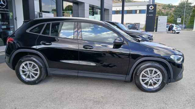 Mercedes-Benz GLA 180 d Automatic Business - foto 4 di 4