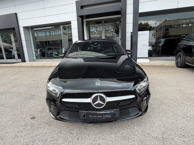 Mercedes-Benz A 180 d Automatic Sport - foto 3 di 16