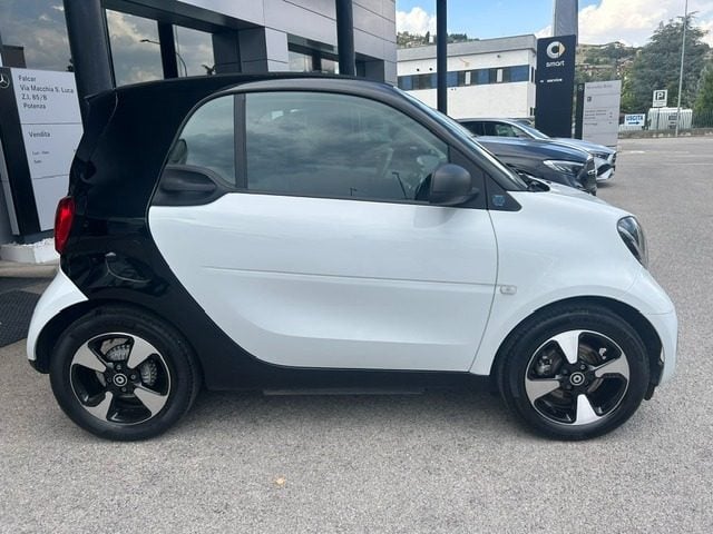 smart forTwo EQ Passion 22KW - foto 4 di 18