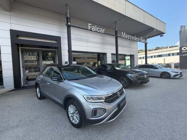 Volkswagen T-Roc 1.5 TSI ACT DSG Life usato a POTENZA