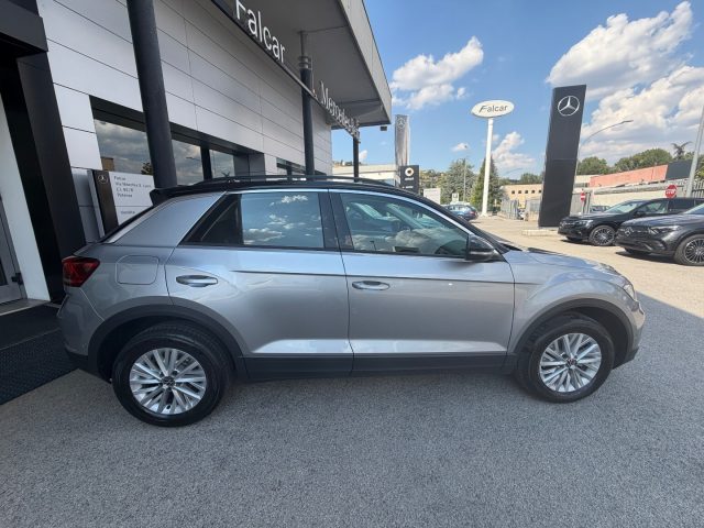 Volkswagen T-Roc 1.5 TSI ACT DSG Life - foto 3 di 4