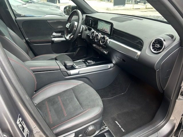 Mercedes-Benz GLB 200 d Automatic AMG Line Premium, del 2024, 25.190 km, in vendita a Potenza (PZ)