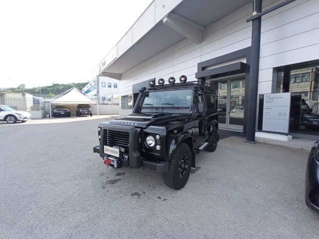 Land Rover Defender 90 2.2 TD4 Station Wagon SE N1 - foto 3 di 4