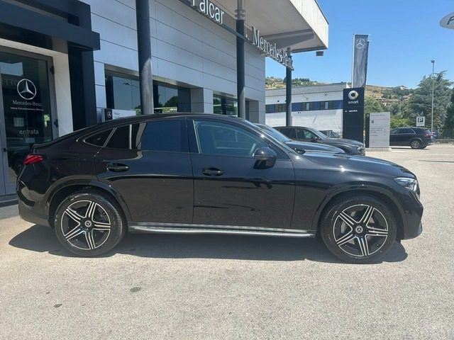 Mercedes-Benz GLC 220 d 4Matic Mild hybrid Coupé AMG Line Advanc - foto 3 di 4