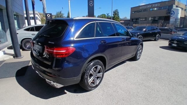 Mercedes-Benz GLC 250 d 4Matic Sport - foto 4 di 4