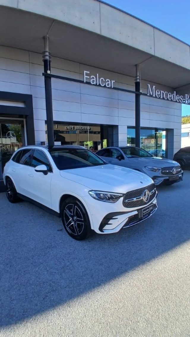 Mercedes-Benz GLC 220 d 4Matic Mild Hybrid AMG Line Advanced, del 2023, 61.350 km, in vendita a Potenza (PZ)