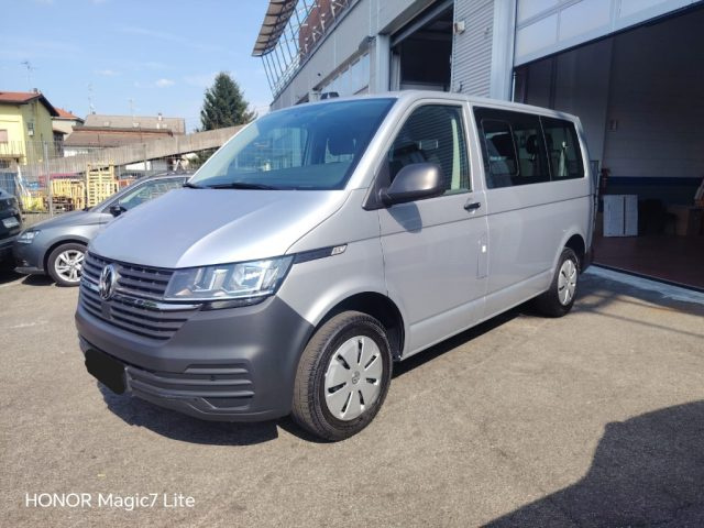 Volkswagen Transporter 2.0 TDI 110CV PC Kombi 9 POSTI usato a BOVISIO-MASCIAGO