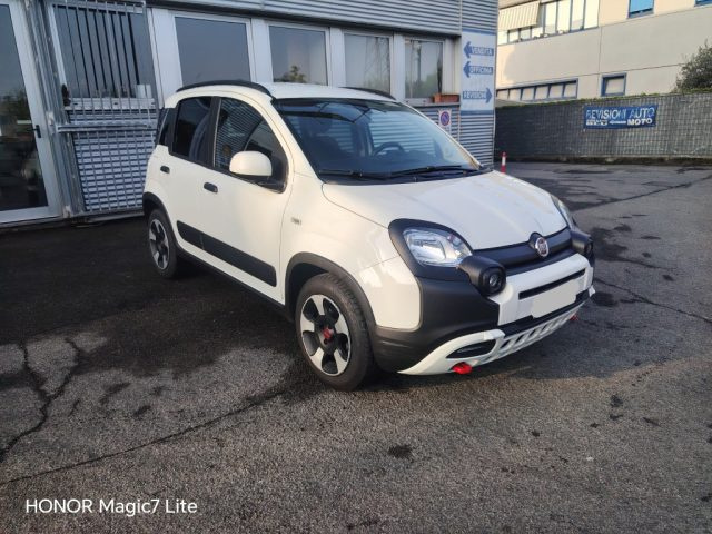 Fiat Panda Cross 1.0 CITY CROSS FireFly S&S Hybrid - foto 2 di 4