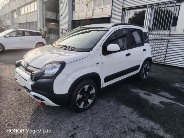 Fiat Panda Cross 1.0 CITY CROSS FireFly S&S Hybrid usato a BOVISIO-MASCIAGO