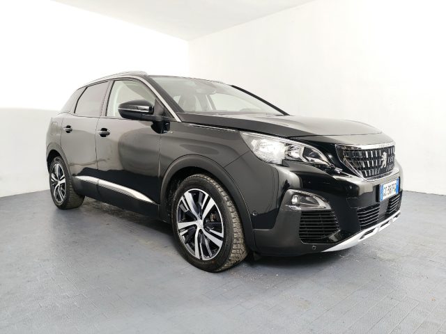 Peugeot 3008 Hybrid 225 e-EAT8 Allure - foto 4 di 4