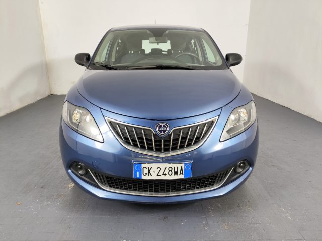 Lancia Ypsilon 1.0 FireFly 5 porte S&S Hybrid Ecochic Silver - foto 3 di 4