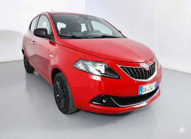 Lancia Ypsilon 1.0 FireFly 5 porte S&S Hybrid Ecochic Silver - foto 4 di 4