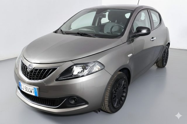 Lancia Ypsilon 1.0 FireFly 5 porte S&S Hybrid Ecochic Silver - foto 4 di 4