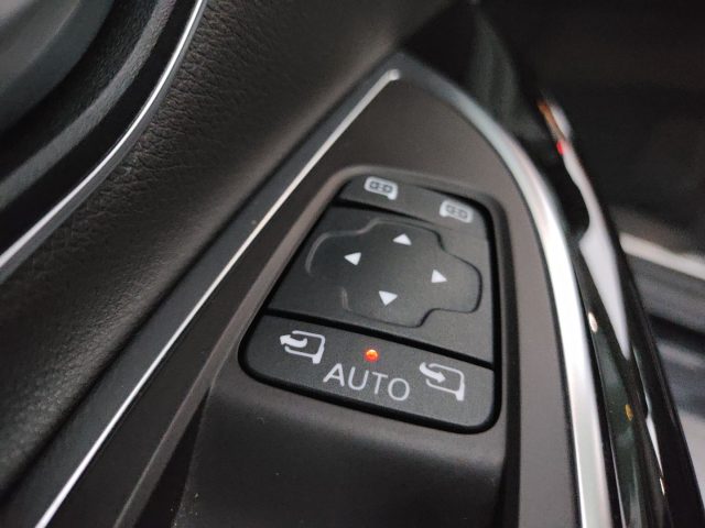 Renault Espace Blue dCi 160CV EDC Business *7 POSTI* usato a PADERNO DUGNANO