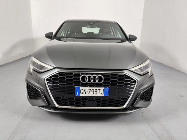 Audi A3 SPB 30 TDI S tronic S line - foto 2 di 4