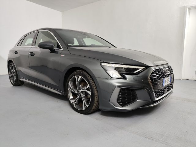 Audi A3 SPB 30 TDI S tronic S line - foto 3 di 4