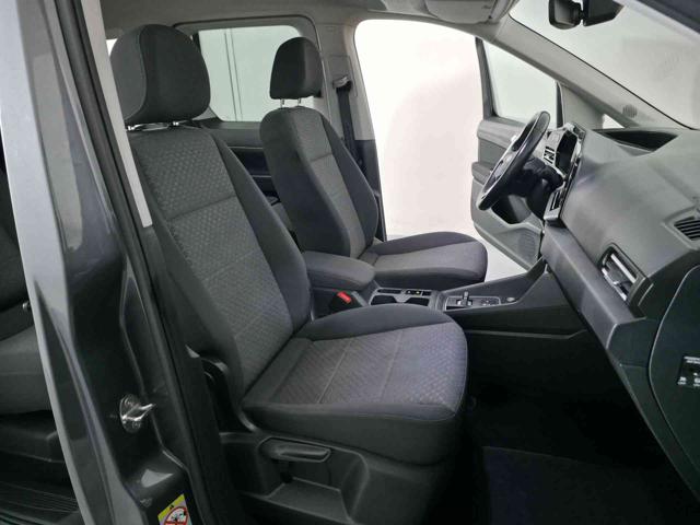 Ford Tourneo Connect 2.0 EcoBlue 122 CV Powershif, del 2023, 74.541 km, in vendita a Paderno Dugnano (MI)