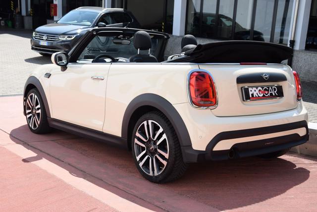 MINI Mini 1.5 One Cabrio (headup,Navi,BiClima) manuale, del 2021, 59.000 km, in vendita a Milano (MI)