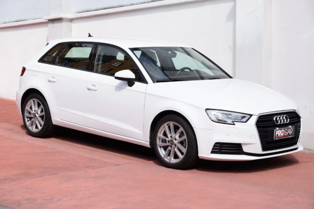 Audi A3 SPB 30 g-tron S tronic Sport usato a MILANO