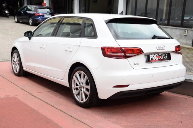 Audi A3 SPB 30 g-tron S tronic Sport usato a MILANO
