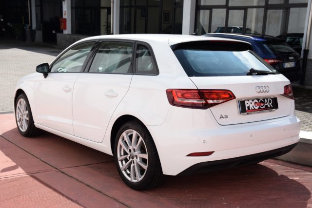 Audi A3 SPB 30 g-tron S tronic Sport - foto 4 di 4