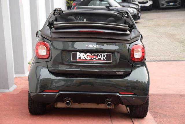 smart forTwo BRABUS 0.9 Turbo twinamic cabrio Xclusiv Belgravia usato a MILANO