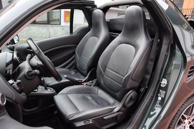 smart forTwo BRABUS 0.9 Turbo twinamic cabrio Xclusiv Belgravia usato a MILANO