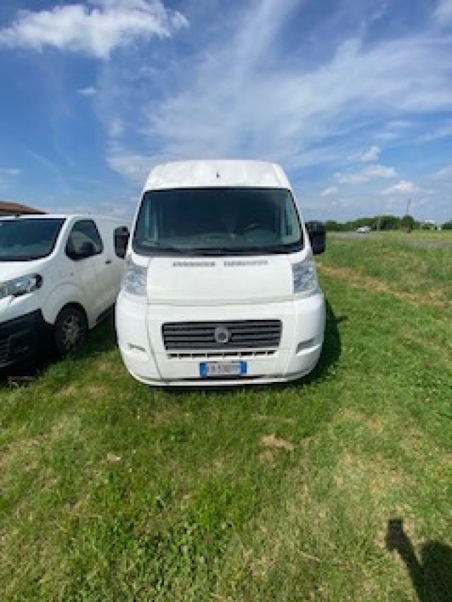 Fiat Ducato 35 2.2 MJT PC-TN 3p. Furgone usato a BIBBIANO