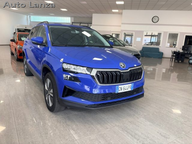 Skoda Karoq 1.0 TSI 110 CV Ambition - foto 2 di 4