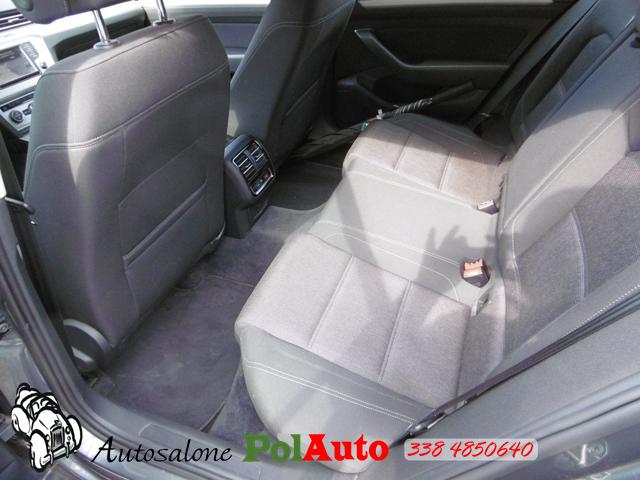Volkswagen Passat Business Variant 2.0 TDI Executive BMT - foto 4 di 8