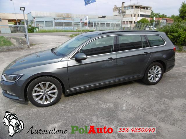 Volkswagen Passat Business Variant 2.0 TDI Executive BMT, del 2015, 218.000 km, in vendita a Solesino (PD)