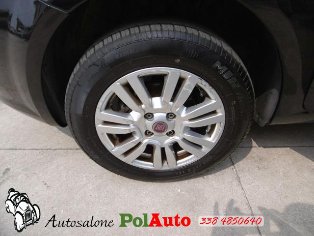 Fiat Punto 1.4 8V 5 porte Natural Power Lounge, del 2014, 172.000 km, in vendita a Solesino (PD)