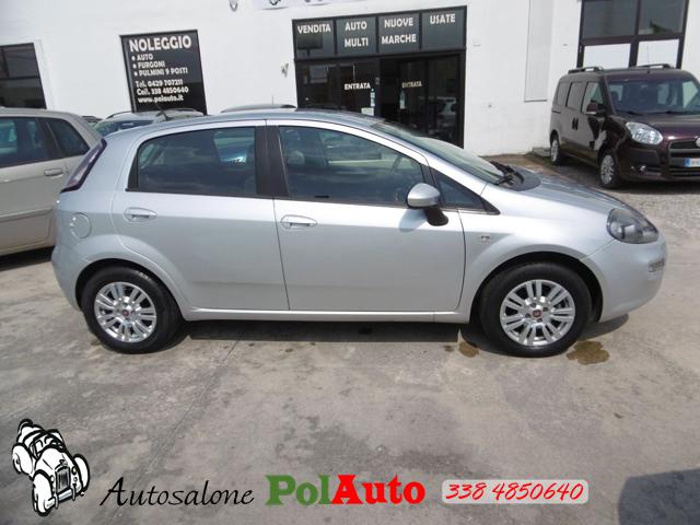 Fiat Punto 1.2 8V 5 porte Lounge - foto 2 di 4