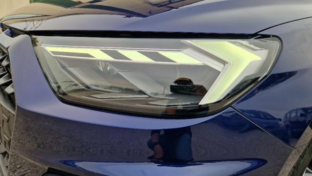 Audi A1 SPB 30 TFSI S tronic Identity Black - foto 3 di 4