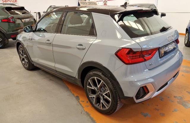 Audi A1 allstreet 30 TFSI S tronic Identity Contrast - foto 2 di 4