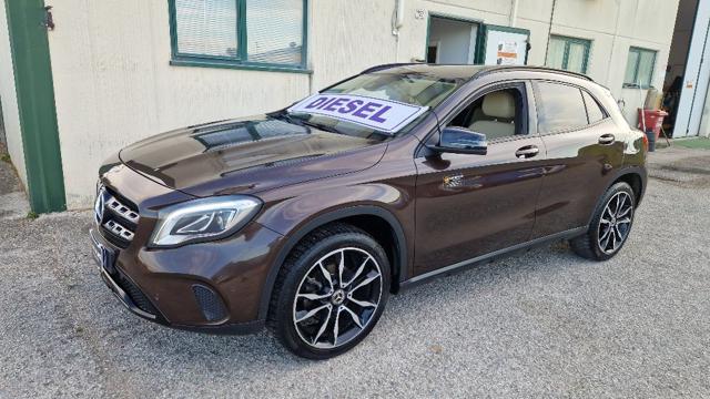 Mercedes-Benz GLA 180 d Automatic Premium usato a FOSSOMBRONE