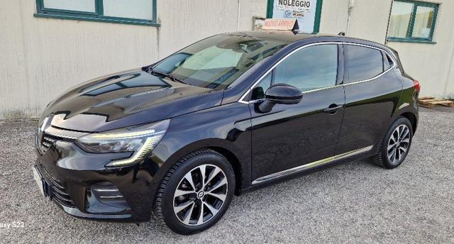 Renault Clio ECO-G 100 CV 5 porte Techno seminuove usato a FOSSOMBRONE