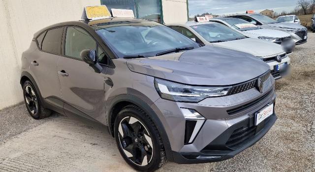 Renault Captur TCe 90 CV Techno seminuove, del 2025, 20.500 km, in vendita a Fossombrone (PU)