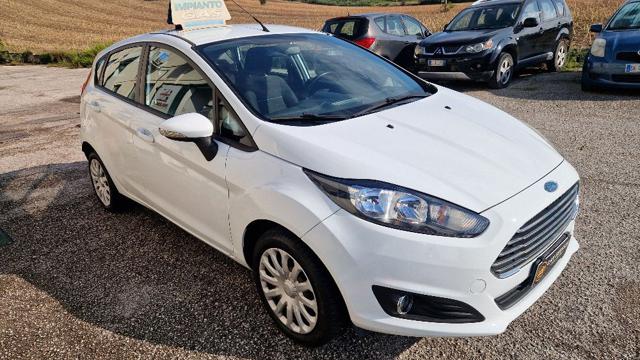 Ford Fiesta 1.4 5 porte Bz.- GPL OK NEOPATENTATI - foto 4 di 4