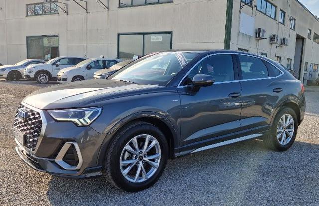 Audi Q3 SPB 35 TDI S tronic S line edition - foto 3 di 4